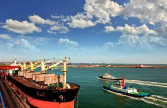 在中美兩國經(jīng)貿(mào)團隊共同努力下第一階段經(jīng)貿(mào)協(xié)議文本達成一致