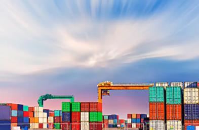 上海國際海運需要防范哪些風險呢？影響它價格的因素有哪些？