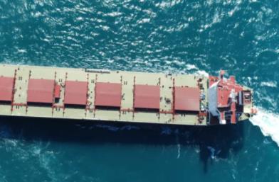 在貨物運輸中，選擇國際海運與國際空運有什么區別？