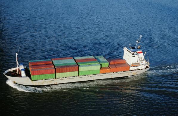 新加坡海運業的發展歷程，并展望未來的潛力與挑戰