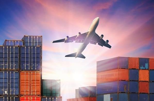 美國(guó)國(guó)際物流發(fā)展有哪些特點(diǎn)？面臨的挑戰(zhàn)是什么？