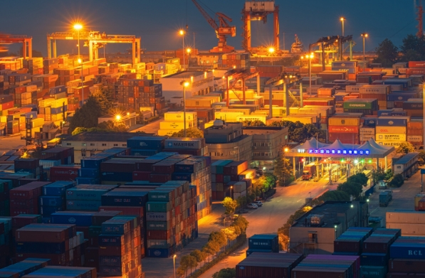 隨著國際貿易的不斷發展，美國貨代行業也將會迎來更廣闊的發展空間