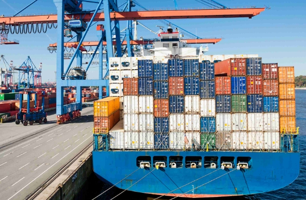 俄羅斯專線應運而生，成為連接中俄兩國經濟的重要橋梁與紐帶