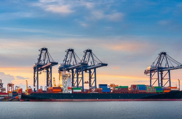 海外運輸公司作為連接世界的橋梁，在全球化進程中發揮著重要作用